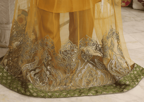 Golden Majesty - 3 piece Embriodered Net